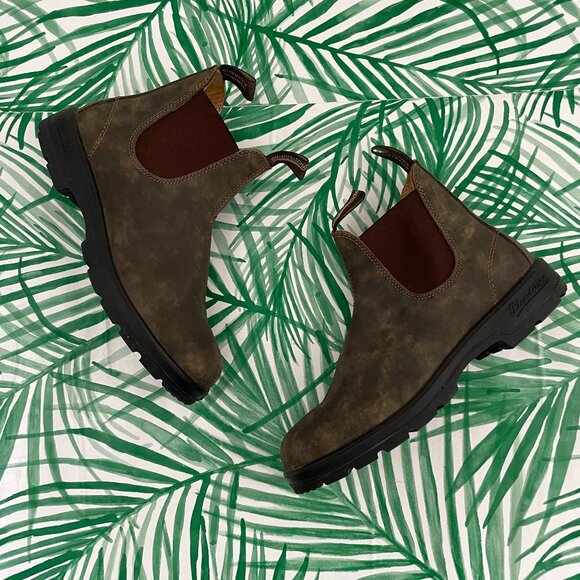 Blundstone 585 Classic Chelsea Boots in Rustic Brown Men's Size 8.5